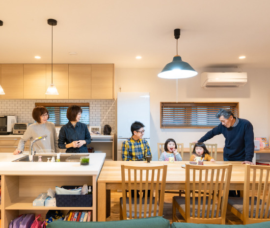 高性能住宅の開放感で実現した３世代の「ほどよい距離感」のお家