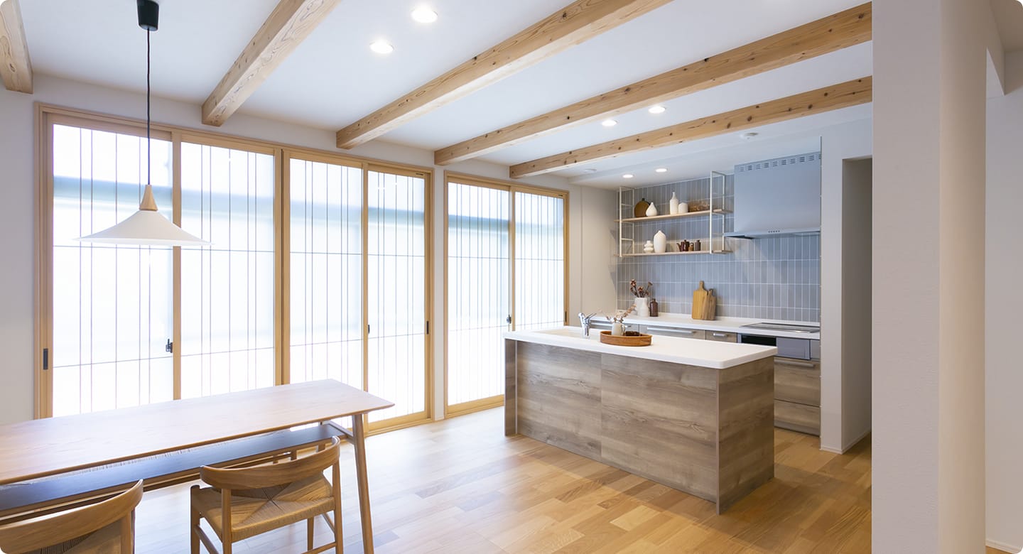 リノベーションされた開放的なLDK