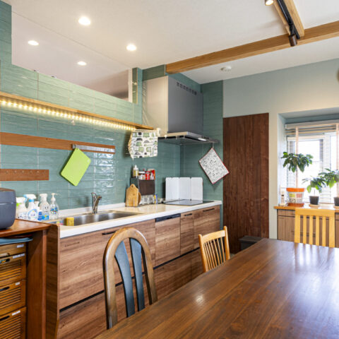 “ちょうどいい距離感”　築30年実家の二世帯リノベ